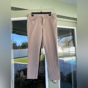 Universal Thread Midrise Skinny Khaki Size 12